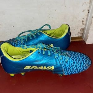 Soccer cleats